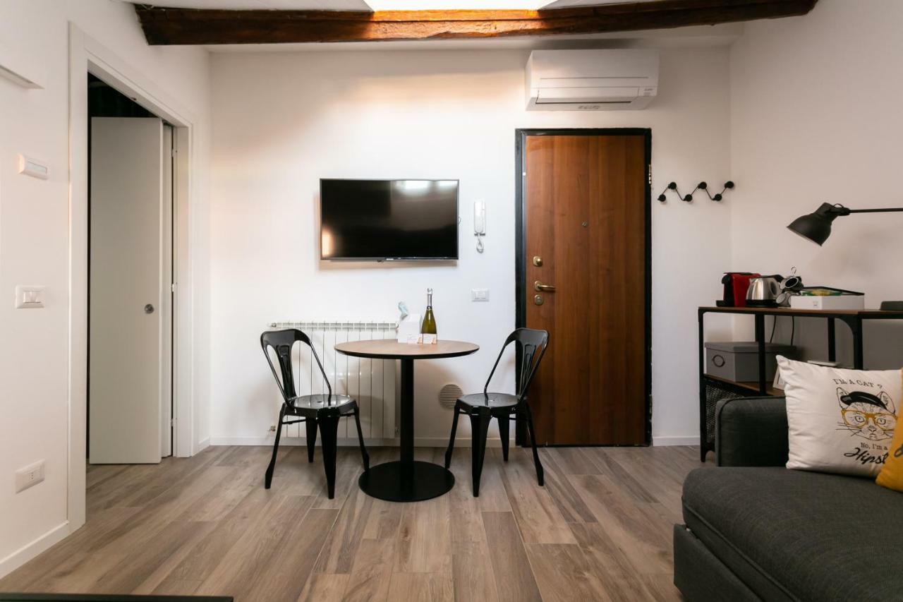 Milano Apartments Darsena Zewnętrze zdjęcie